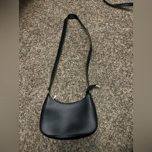 Black crossbody/shoulder bag